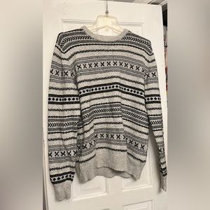 Great condition Divided brand sweater XL